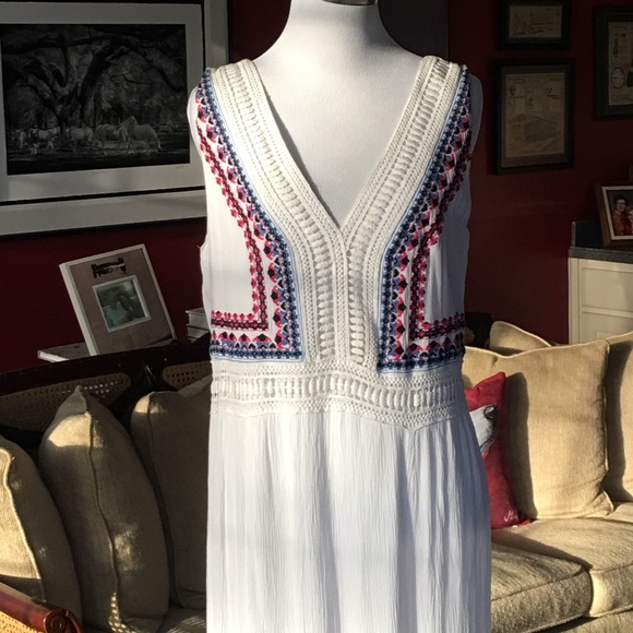 LAST ONE! Spense White Maxi Dress Embroidered NWT - Picture 3 of 8